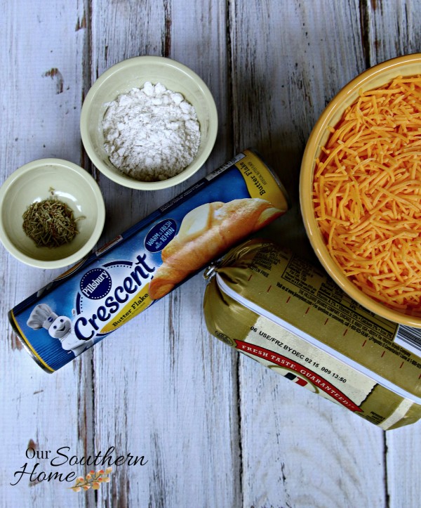 Sausage Crescent Cheese Balls by Our Southern Home for Pillsbury #fallfamilymeals #ad