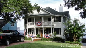 Come along and take a virtual road trip of the south with a group of southern bloggers. Guaranteed to spark your creativity and give you new vacation plans!