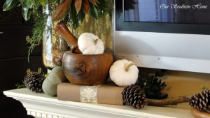 fall-tv-mantel