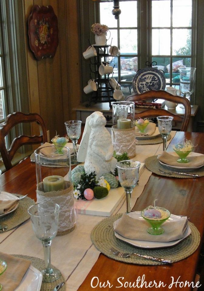 Casual Easter tablescpape by Our Southern Home #easter #eastertablescape