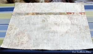 No Sew Envelope Pillow with button monogram by Our Southern Home #nosew #nosewenvelopepillow