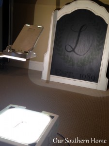 DIY Monogrammed Chalk Art via Our Southern Home #chalkart #monograms #monogramcrafts #diy