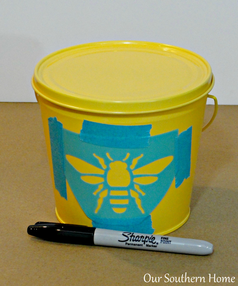 Sharpie Embellished Citronella Buckets by Our Southern Home #sharpie #cutter