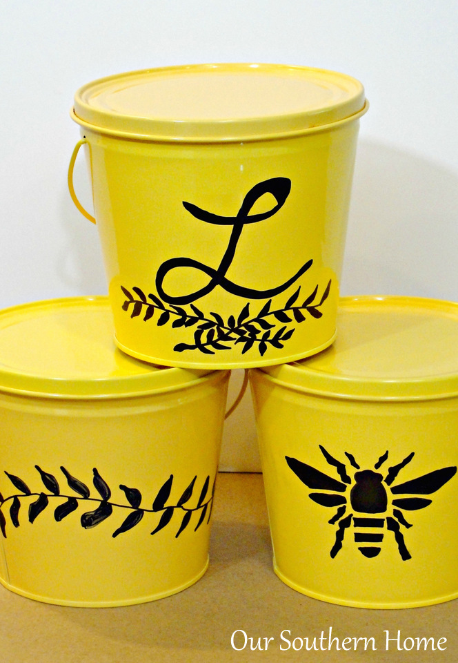 Sharpie Embellished Citronella Buckets by Our Southern Home #sharpie #cutter