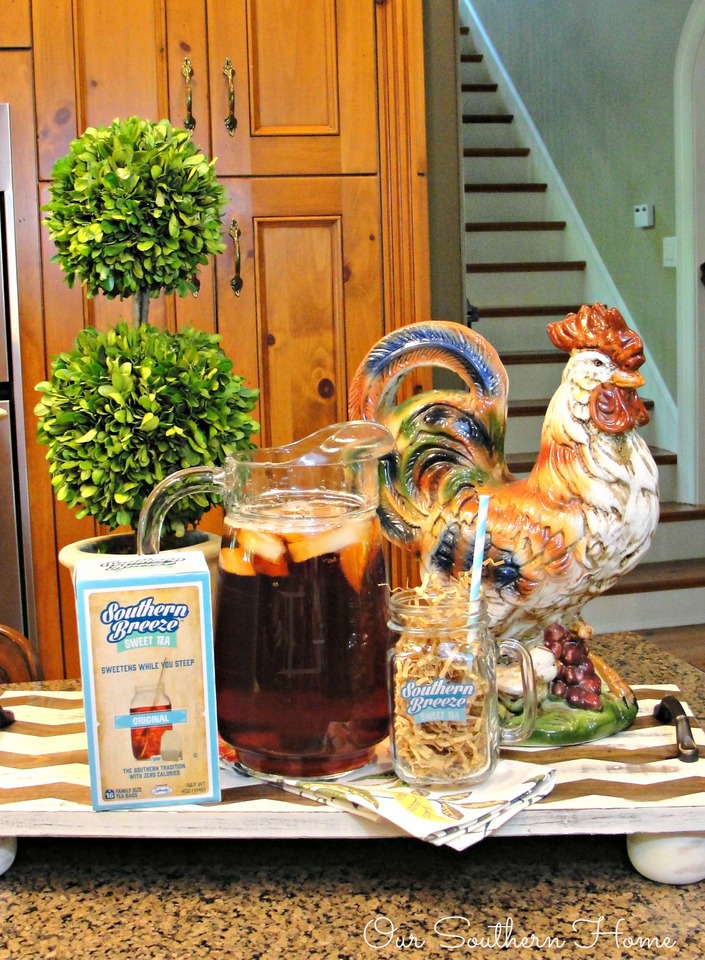 Sweet tea in the south by Our Southern Home for #SouthernBreezeSweetTea #AD