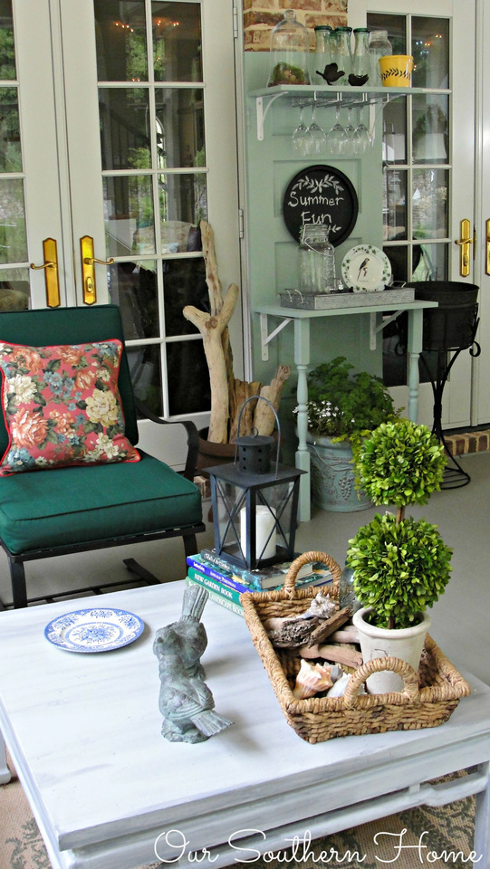 Summer on the screened porch with Our Southern Home #summerathome #porch