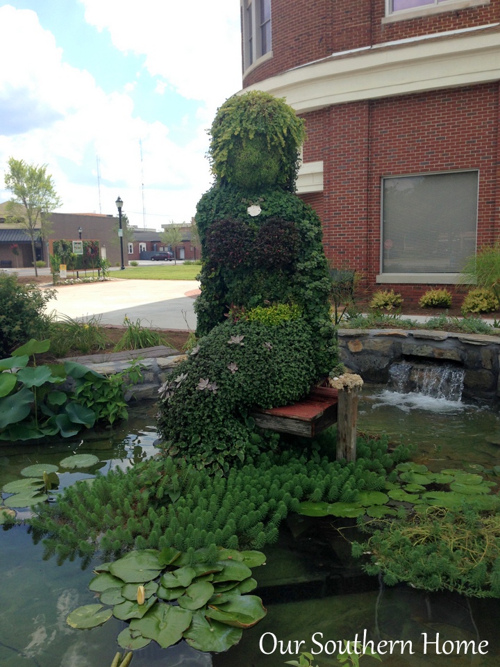 SC Festival of Flowers in Greenwood, SC via Our Southern Home #flowers