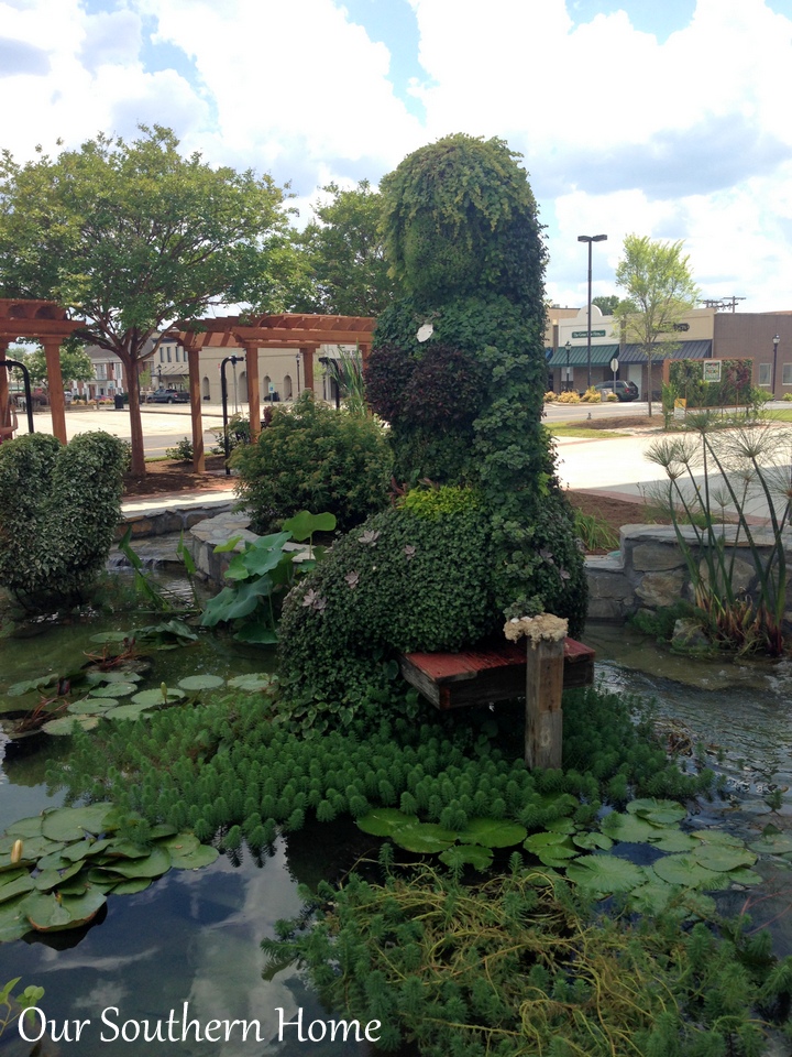 SC Festival of Flowers in Greenwood, SC via Our Southern Home #flowers