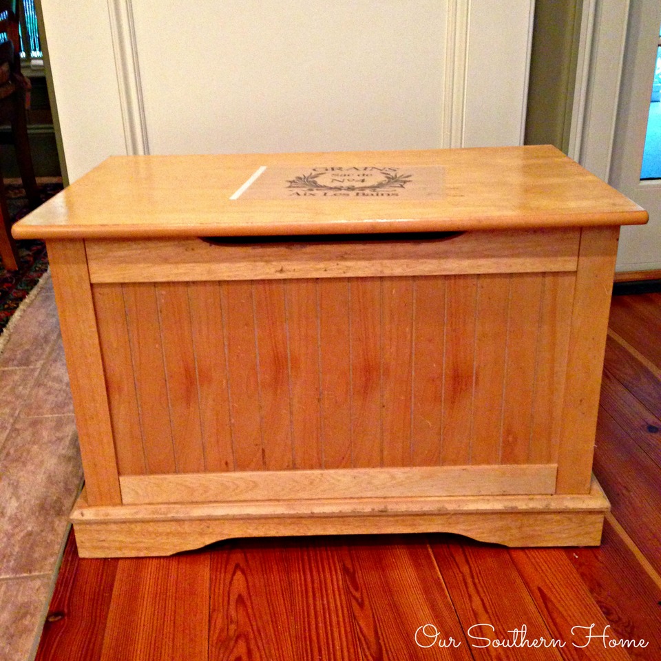 Toy Chest Makeover with Annie Sloan Chalk Paint with graphic How-To by Our Southern Home