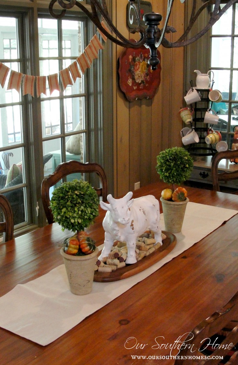 Simple touches fall home tour with Our Southern Home #fall #falltour #frenchcountry