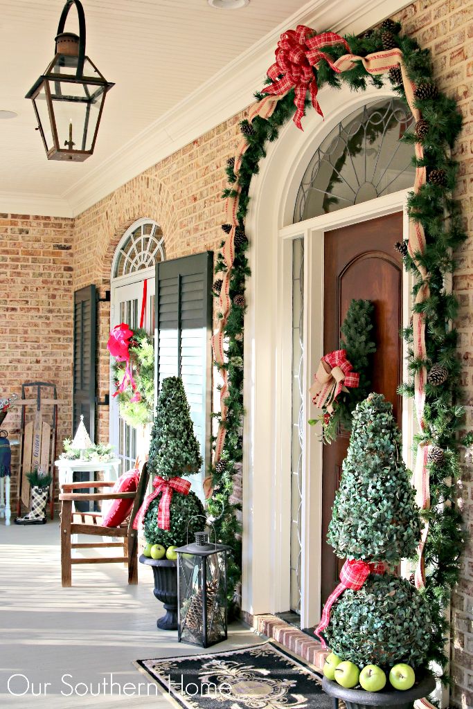 Welcome Home Tour featuring the Christmas Porch of Our Southern Home