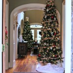 Christmas trees from Our Southern Home....tips for an inexpensive tree ribbon!