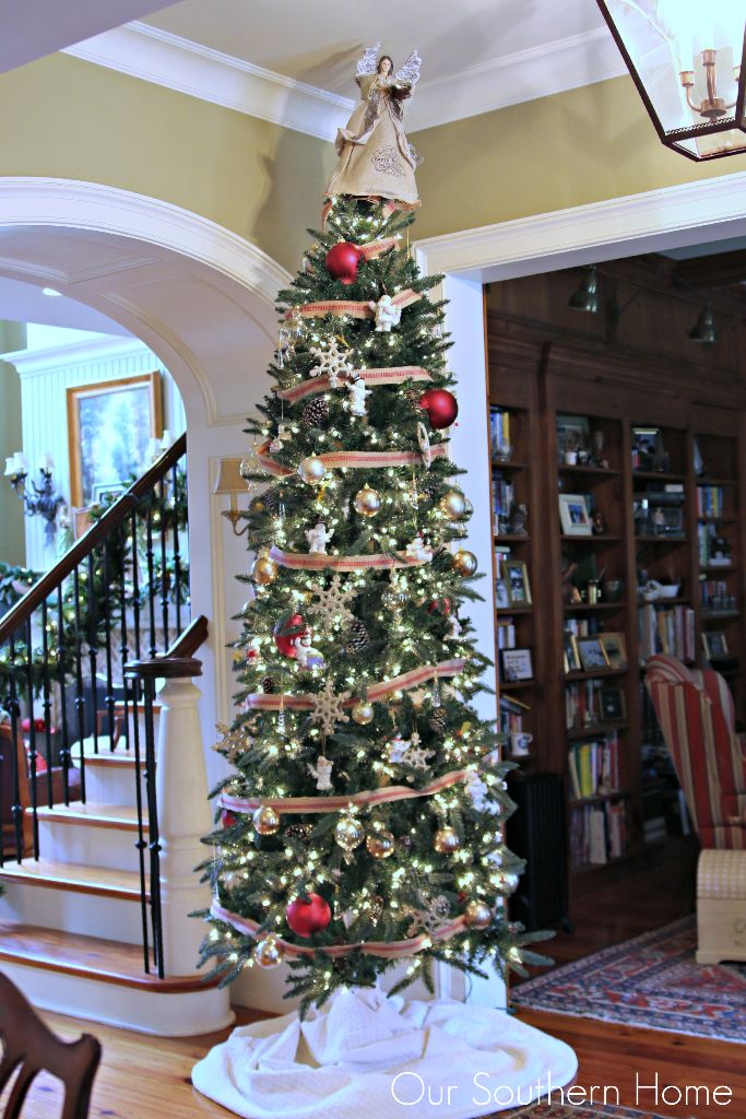 Christmas trees from Our Southern Home....tips for an inexpensive tree ribbon!