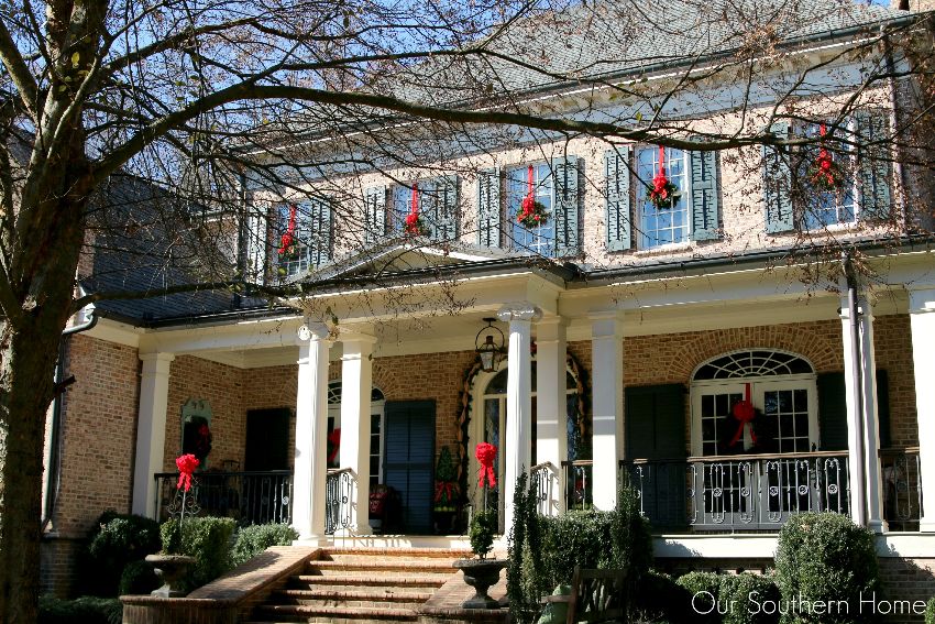 Welcome Home Tour featuring the Christmas Porch of Our Southern Home