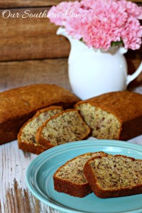 Recipe for the best homemade banana nut bread! This is perfect to make ahead and freeze for gift giving by Our Southern Home