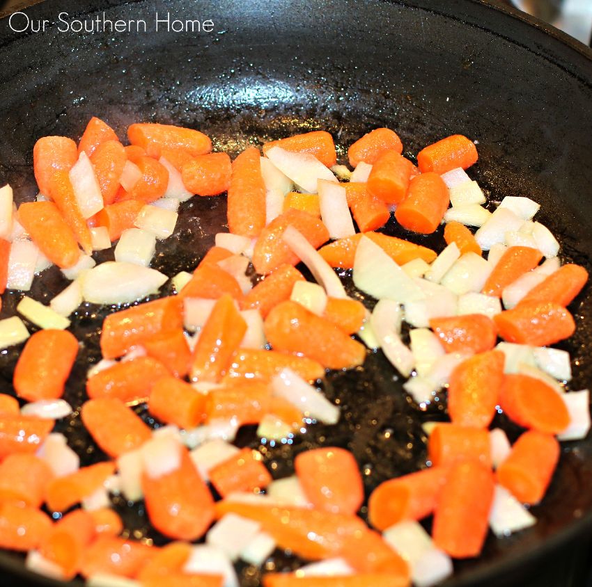 One Dish Mac and Cheese dinner with veggies and ham is a huge hit with my family using Horizon! #ad #macnator