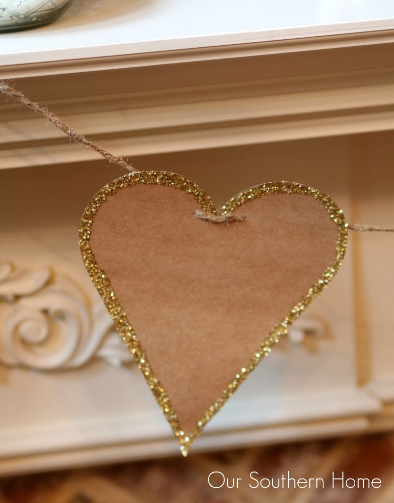 Easy cardstock heart bunting by Our Southern Home