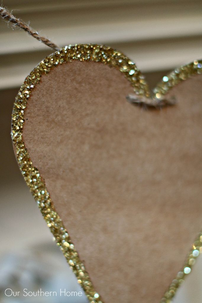 Easy cardstock heart bunting by Our Southern Home