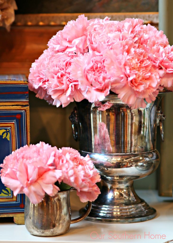 Simple Valentine's Day mantel by Our Southern Home