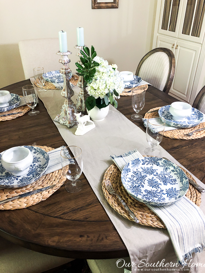 Summer home tour of this Southern French Farmhouse with loads of classic charm. #summertour #frenchfarmhouse #porch #farmhouse