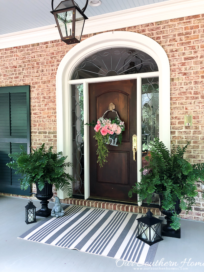 Summer home tour of this Southern French Farmhouse with loads of classic charm. #summertour #frenchfarmhouse #porch #farmhouse