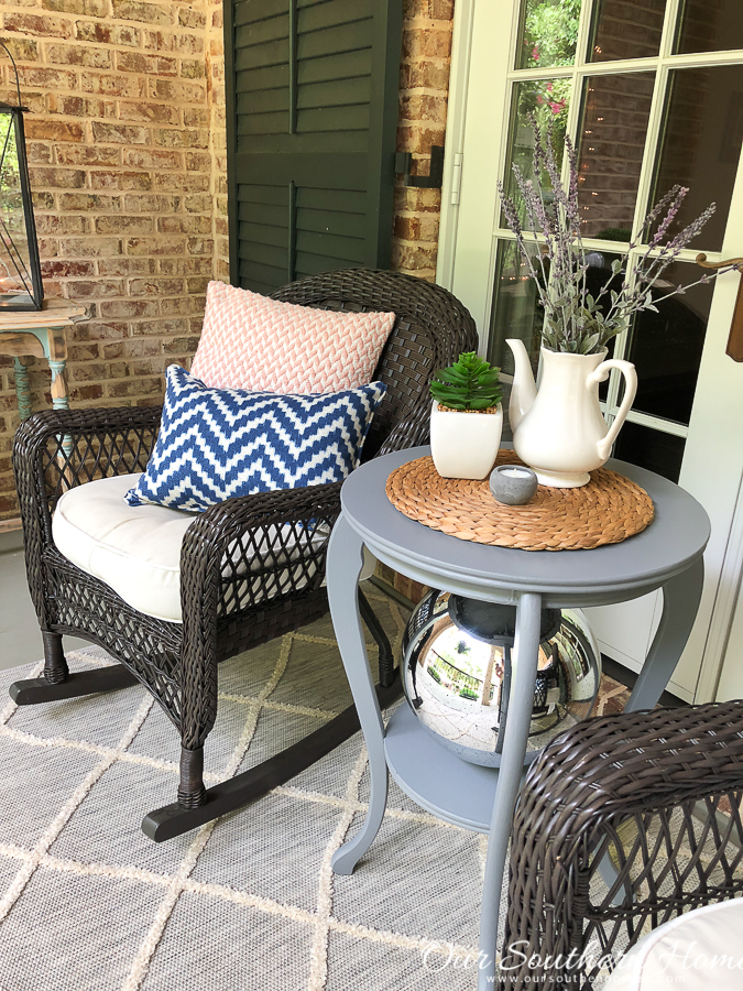 Summer home tour of this Southern French Farmhouse with loads of classic charm. #summertour #frenchfarmhouse #porch #farmhouse