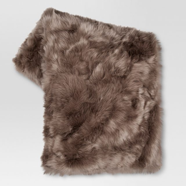 faux fur blanket