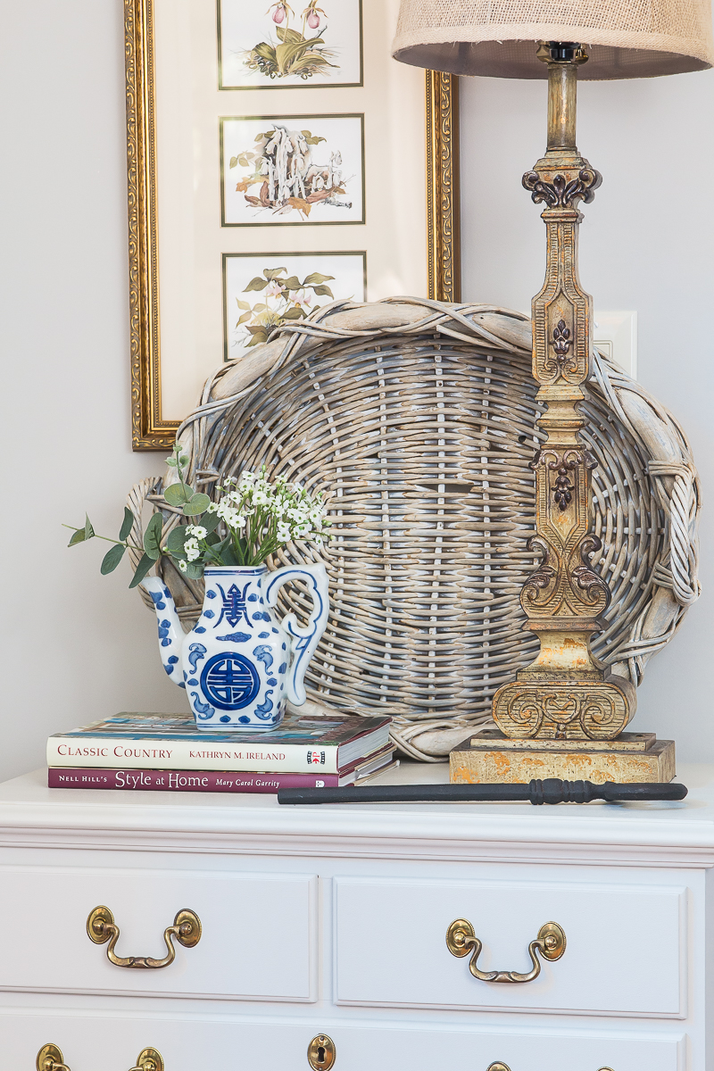 basket vignette