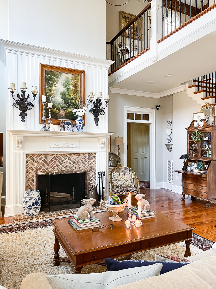 spring family room with blue and white