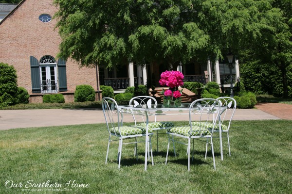 Outdoor furniture gets a makeover with Americana Decor Chalky Finish paints via Our Southern Home. #sp #chalkyfinish #decorartprojects