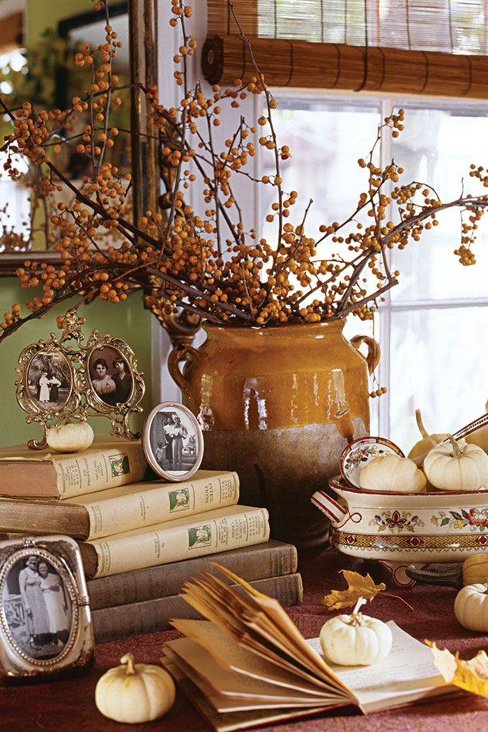 books and white pumpkins