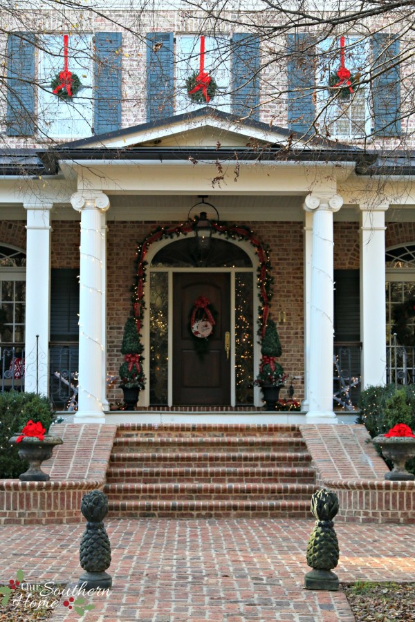 christmas porch entrance / Christmas Front Porch / www.oursouthernhomesc.com