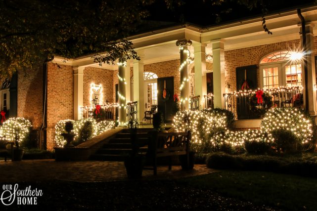 Southern Porch tour full of ideas with plaids and more! #christmas #christmasporch #christmasdecor