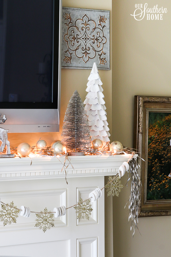 Romantic master bedroom decked for Christmas with neutral decor for an unexpected look! #christmasbedroom #christmasdecor #christmas