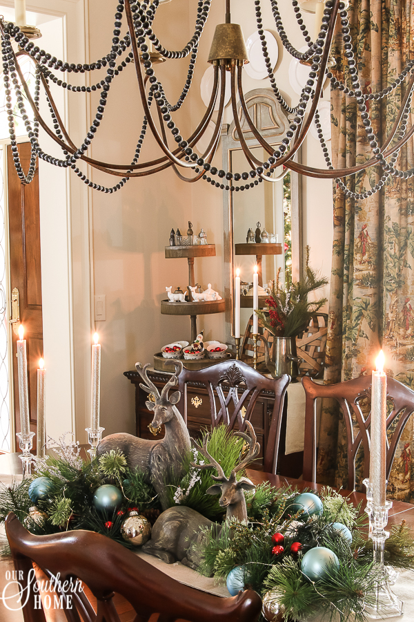 Christmas Home Tour with lots of traditional French farmhouse ideas! #$christmasdecor #frenchchristmas #christmastour