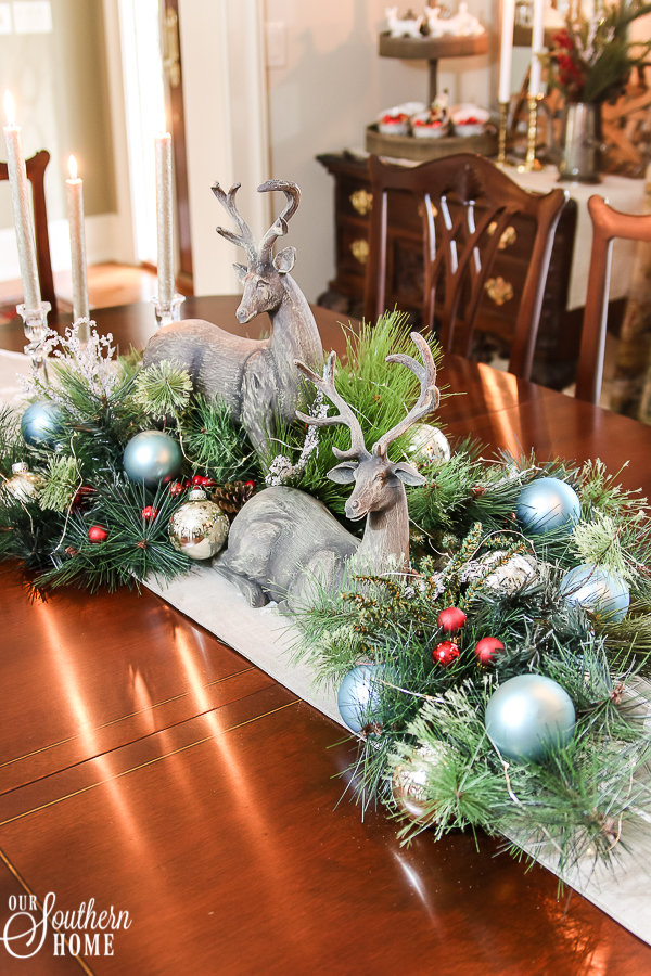 Christmas Home Tour with lots of traditional French farmhouse ideas! #$christmasdecor #frenchchristmas #christmastour