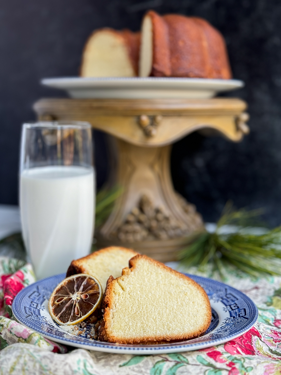 pound cake and milk
