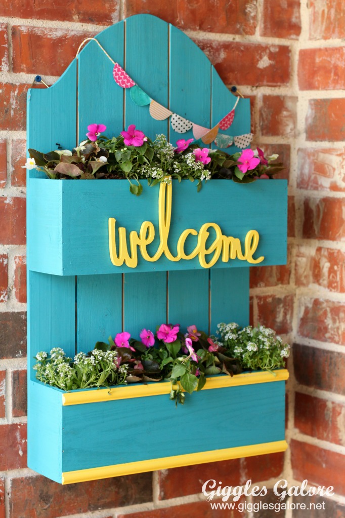 colorful DIY Spring Planter Box