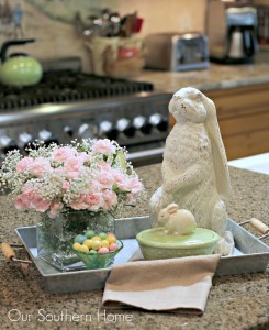 10 minutes or less Easter centerpiece using grocery store items by Our Southern Home