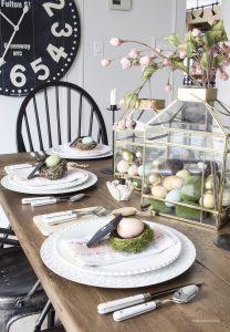 Eight Spring ideas for the home are the features from Inspiration Monday Link Party! #spring #springdecor #springdecorating