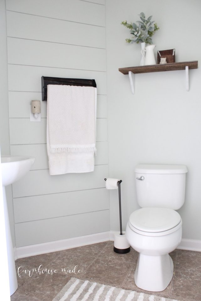 Farmhouse and Cottage bathroom inspiration to inspire your next makeover!