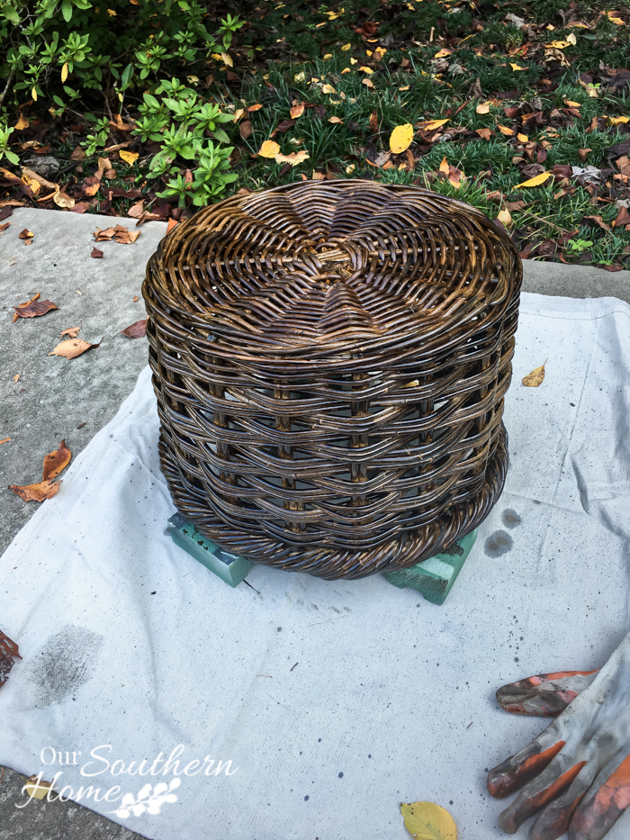 weathered finish farmhouse basket