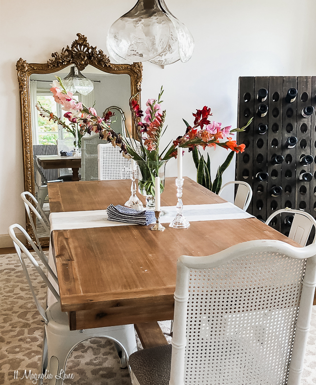 mirror and french table