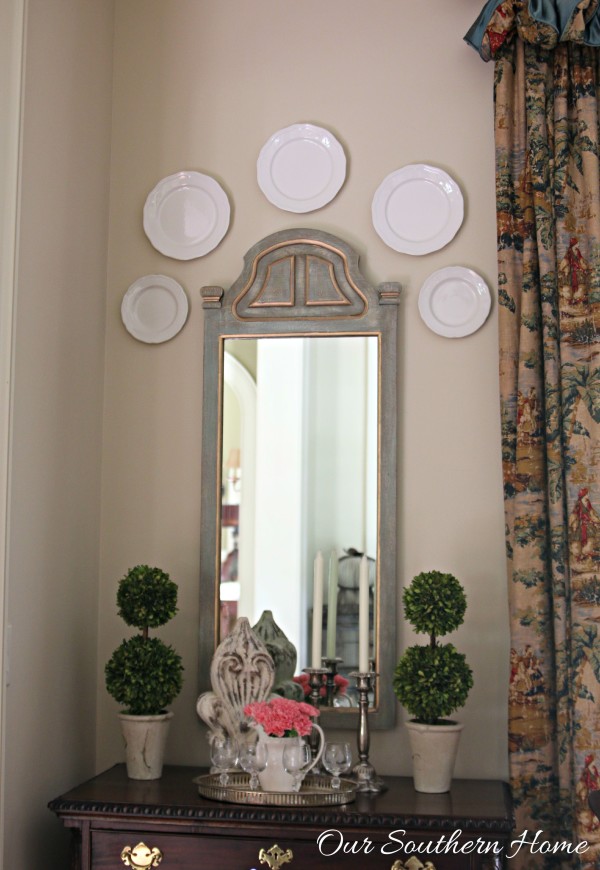 Gallery wall inspiration for 6 popular bloggers via Our Southern Home
