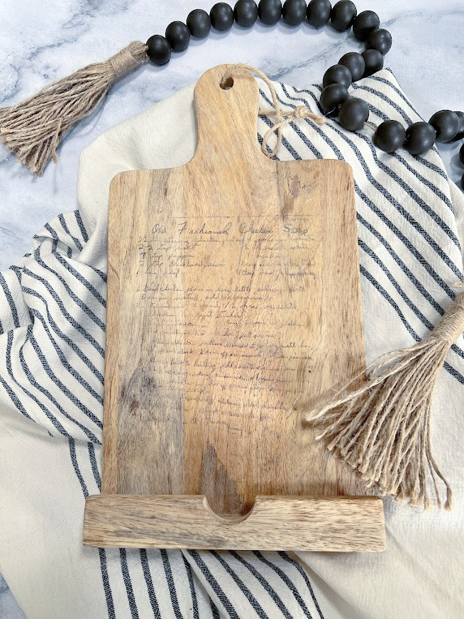 Image for How to Transfer A Handwritten Recipe Onto A Cutting Board