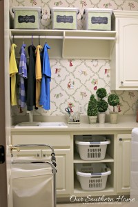 In the laundry room with Our Southern Home. Laundry room decorating and organizing tips! #sp #FreeToBe