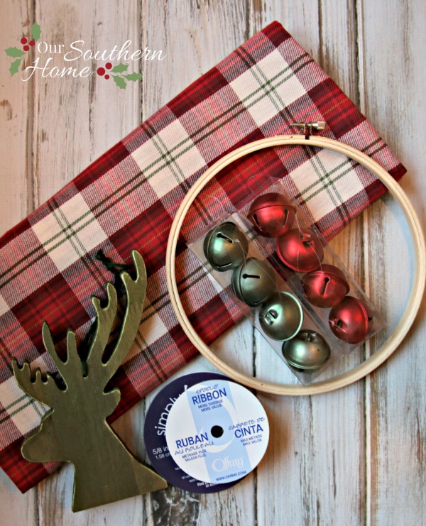 Jingle bell wreath for the #Christmasideastour by Our Southern Home. Anyone can embroider letters! It is so easy!