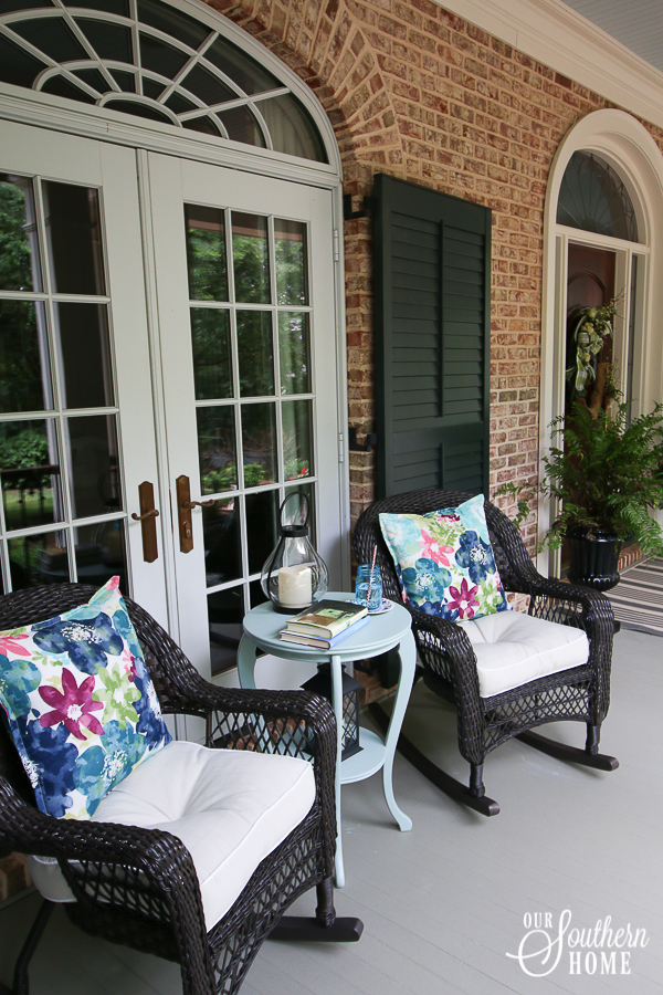 Ideas for southern outdoor living! Welcome to this large front porch and backyard terrace area.