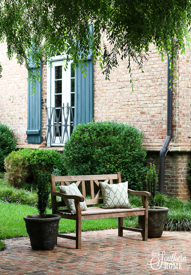 Ideas for southern outdoor living! Welcome to this large front porch and backyard terrace area.