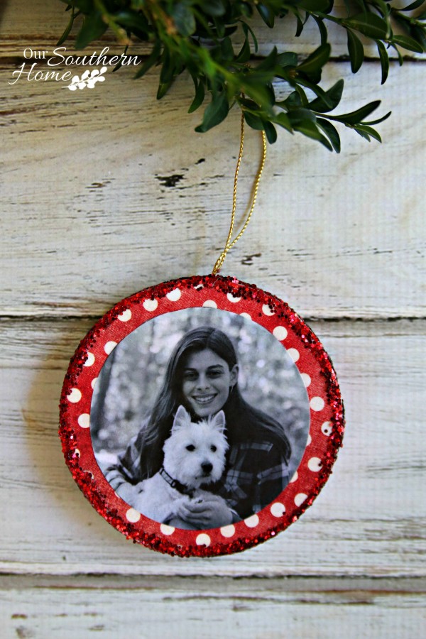 Photo Christmas ornaments are a very simple craft with the aid of Mod Podge by Our Southern Home